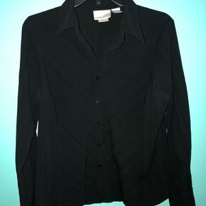 Button up Worthington Stretch- Women’s shirt